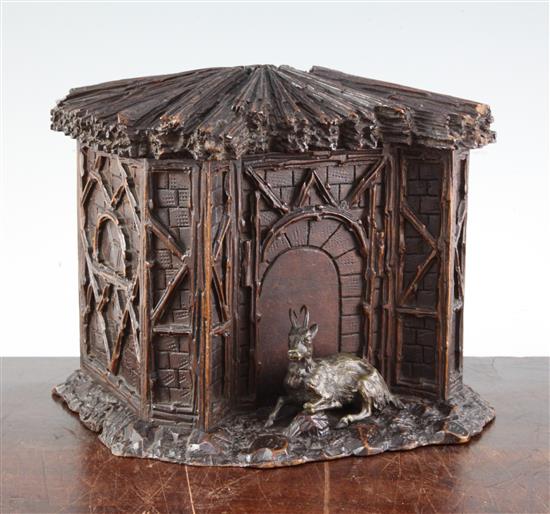 A 19th century Black Forest casket, W.9in. H.7.5in.